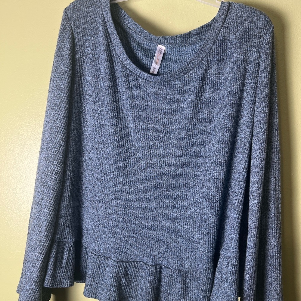 Gillian &Omalley sleepwear Women's Gray Long Sleeve Top - Picture 3 of 7